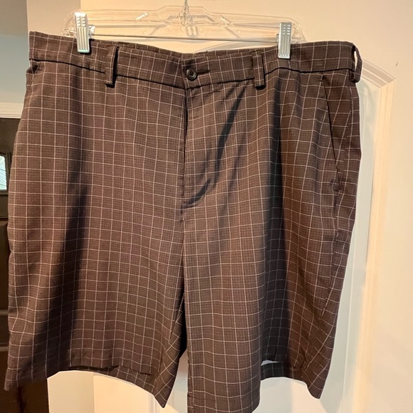 Men's Performance Shorts - Picture 1 of 4